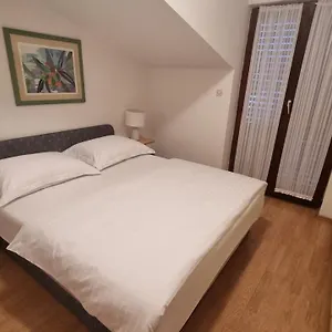 Felix 1 Split